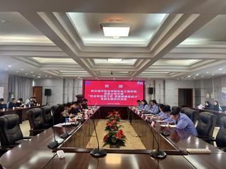  “校企联合育工匠，党建铸魂促...